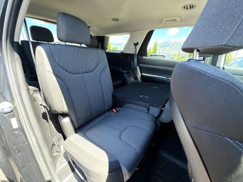 Used 2022 Hyundai Palisade SE AWD/4WD image 9