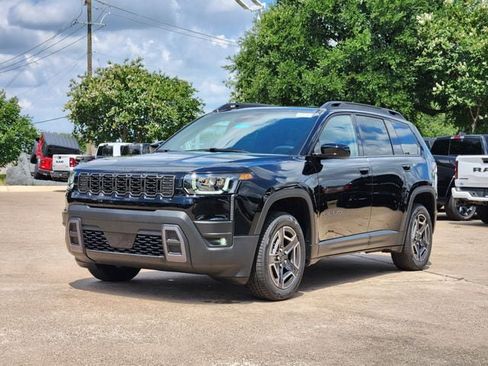 New 2026 Jeep Cherokee Laredo AWD/4WD image 2