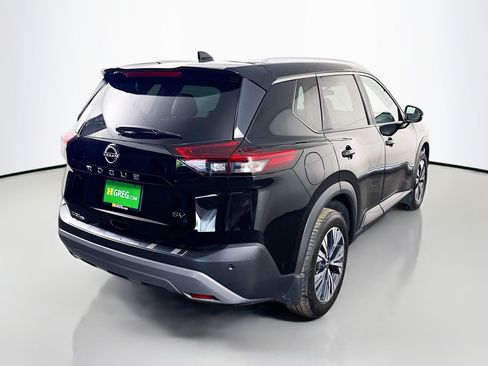 Used 2022 Nissan Rogue SV w/ SV Premium Package image 10