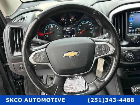 Used 2021 Chevrolet Colorado LT w/ Fleet Safety Package image 18