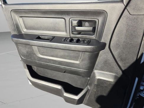 Used 2015 RAM 1500 Tradesman w/ Popular Equipment Group image 12