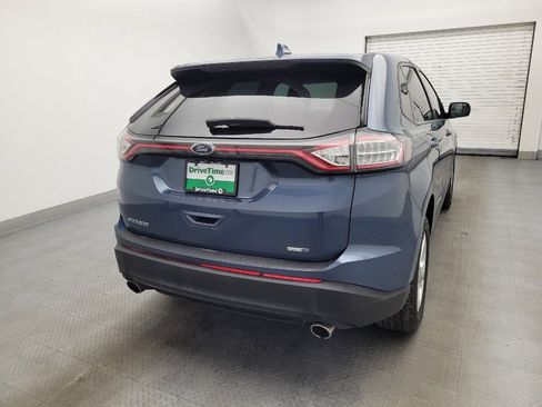 Used 2018 Ford Edge SE image 7