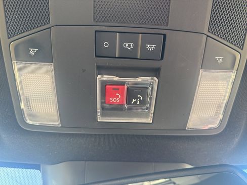 Used 2023 Mitsubishi Eclipse Cross SE image 19