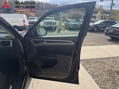 Used 2019 Volkswagen Atlas SEL R-Line AWD/4WD image 51