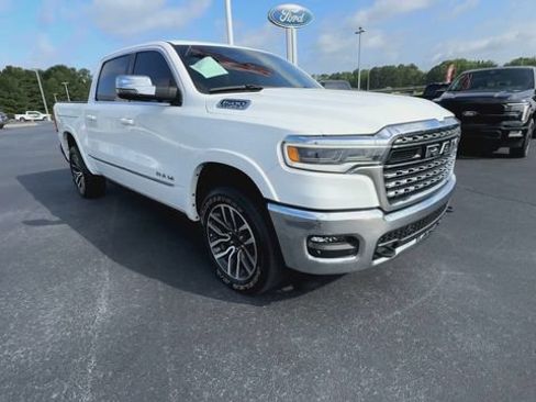Used 2025 RAM 1500 Limited AWD/4WD image 2