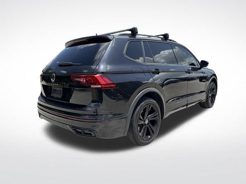 Certified 2023 Volkswagen Tiguan SE R-Line FWD image 5