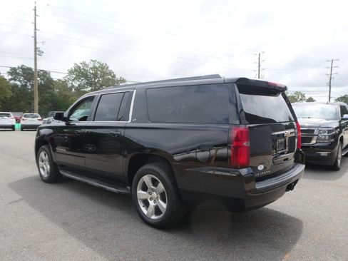 Used 2015 Chevrolet Suburban LT w/ Max Trailering Package image 8