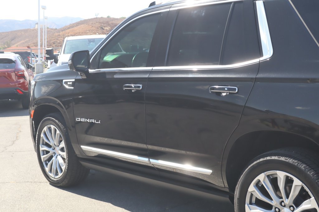 Used 2022 GMC Yukon Denali AWD/4WD image 9