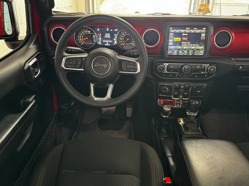 Used 2023 Jeep Gladiator Rubicon w/ Trailer Tow Package AWD/4WD image 11