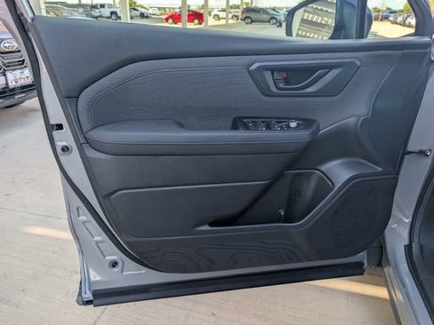 Used 2026 Subaru Forester Premium AWD/4WD image 22