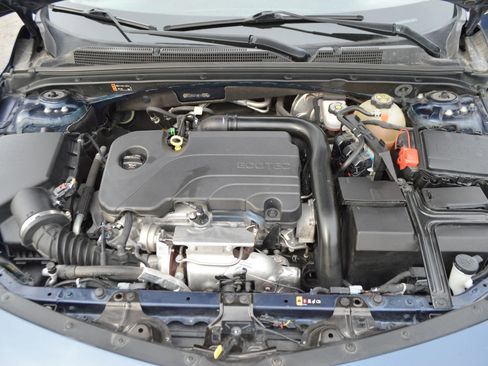Used 2022 Chevrolet Malibu LT FWD image 25