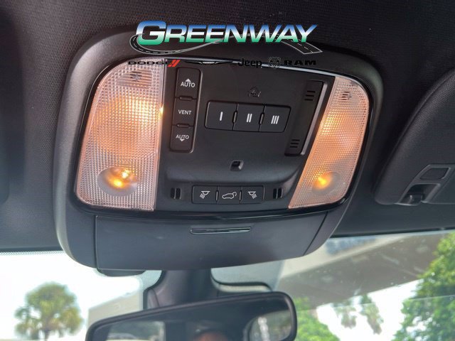 Used 2023 Dodge Durango R/T RWD image 12