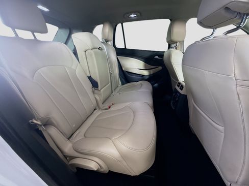 Used 2020 Buick Envision Essence FWD image 27