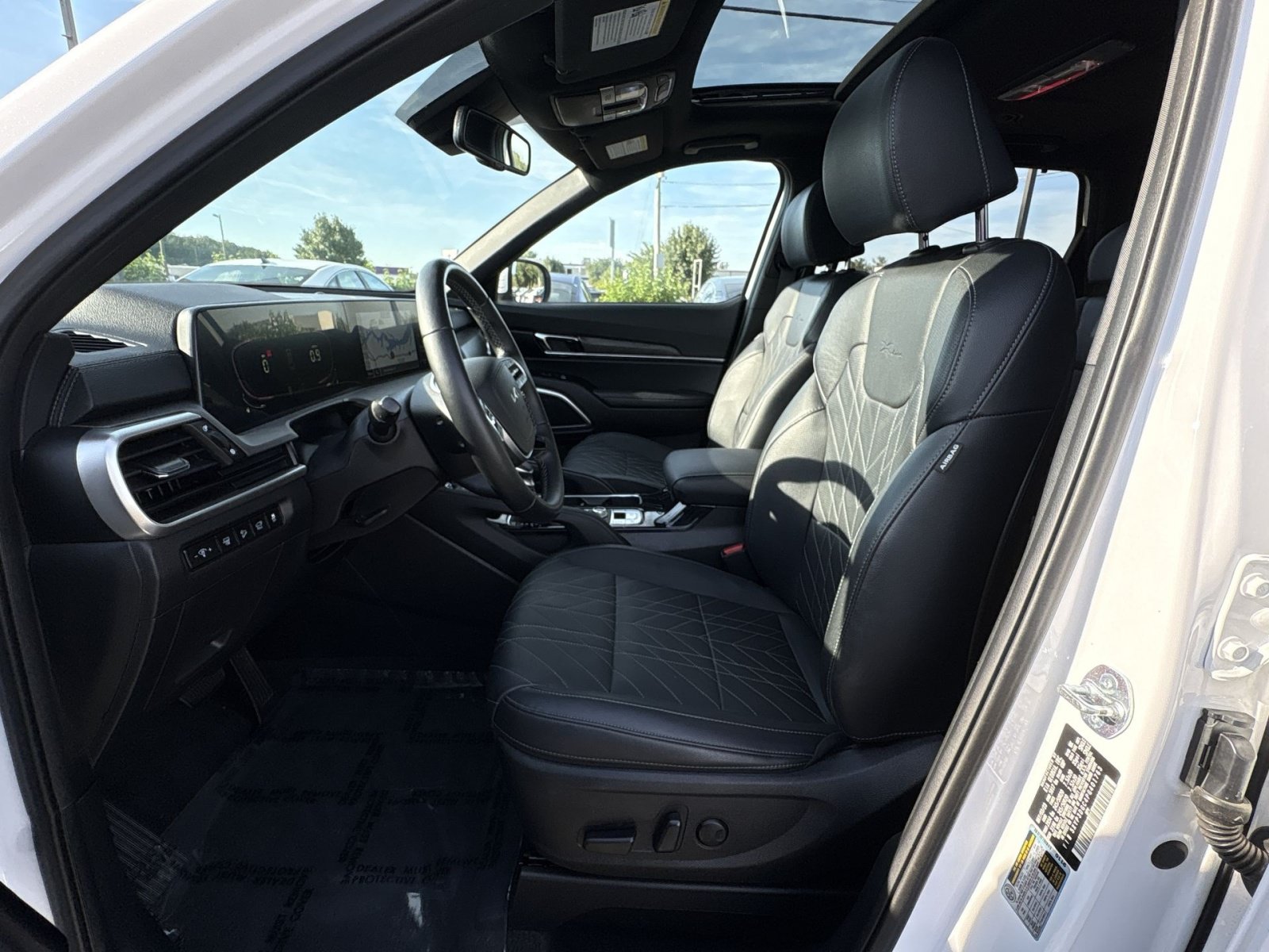 Used 2023 Kia Telluride EX X-Line AWD/4WD image 13
