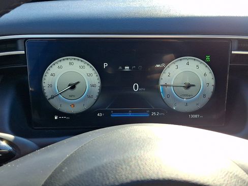 Certified 2023 Hyundai Tucson Limited w/ Cargo Package image 21