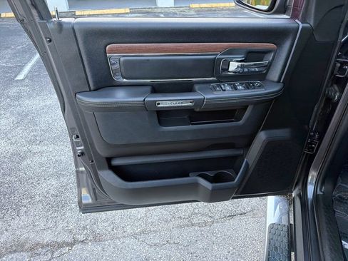 Used 2017 RAM 1500 Laramie w/ Convenience Group AWD/4WD image 20