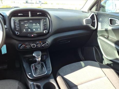 Used 2021 Kia Soul S FWD image 10