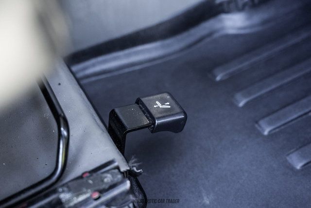 Used 2003 HUMMER H1 4-Door Open Top AWD/4WD image 62