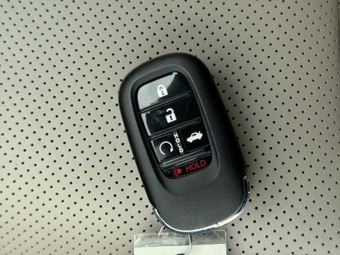 Used 2023 Honda Accord Touring image 38