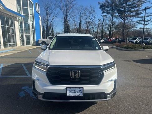 New 2025 Honda Pilot EX-L image 3