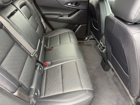 Used 2025 Chevrolet Equinox LT w/ Convenience Package II AWD/4WD image 30
