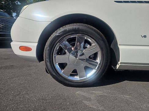 Used 2003 Ford Thunderbird RWD image 9