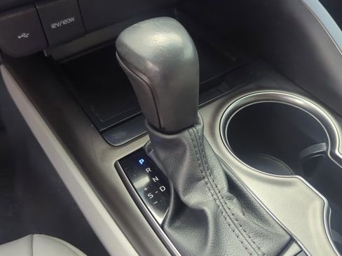 Used 2023 Toyota Camry SE FWD image 21