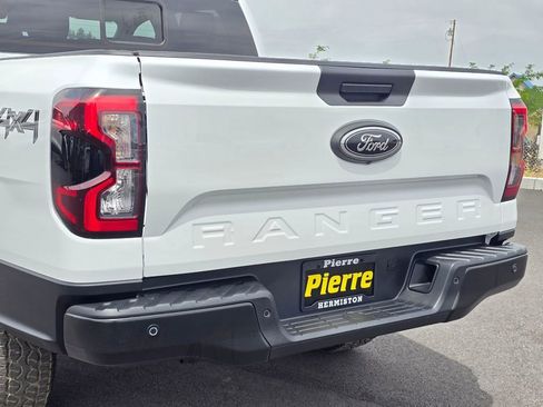 New 2026 Ford Ranger Lariat w/ Black Appearance Package AWD/4WD image 7