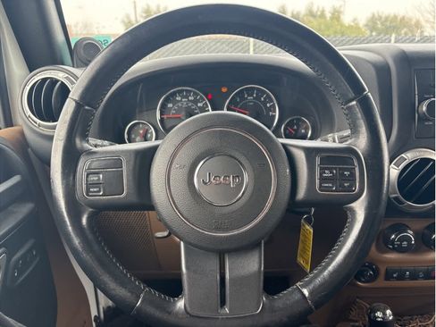 Used 2014 Jeep Wrangler Sahara w/ Trailer Tow Group image 22