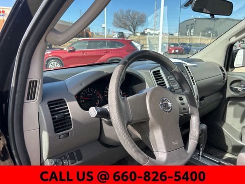 Used 2011 Nissan Xterra S image 12