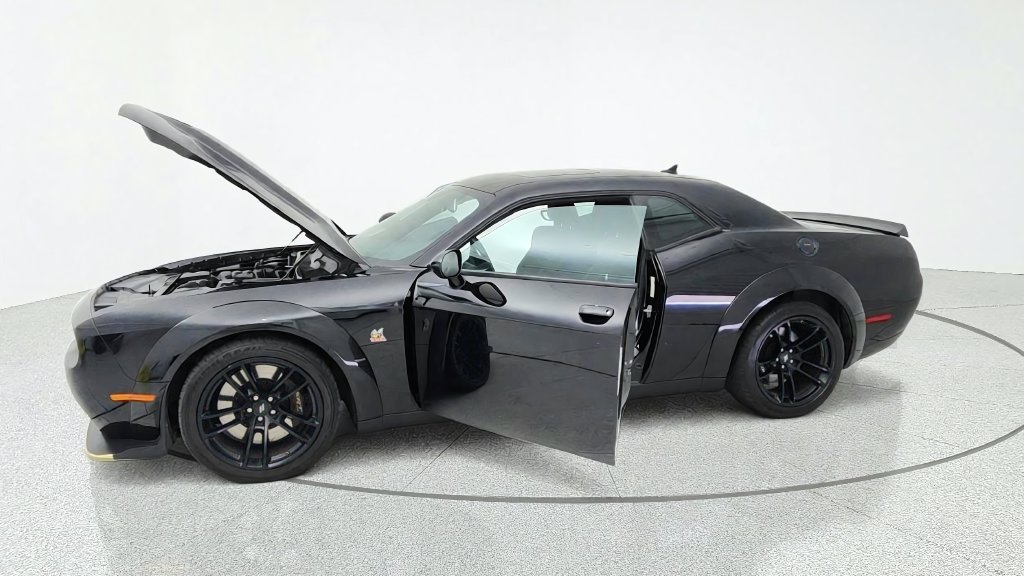 Used 2023 Dodge Challenger R/T Scat Pack RWD image 11