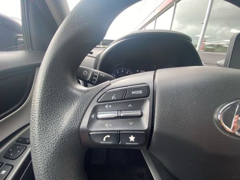 Used 2022 Hyundai Kona SEL AWD/4WD image 18