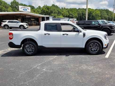 New 2025 Ford Maverick XLT w/ XLT Luxury Package image 11