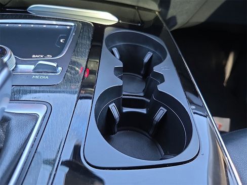 Used 2019 Audi Q7 3.0T Premium Plus image 20