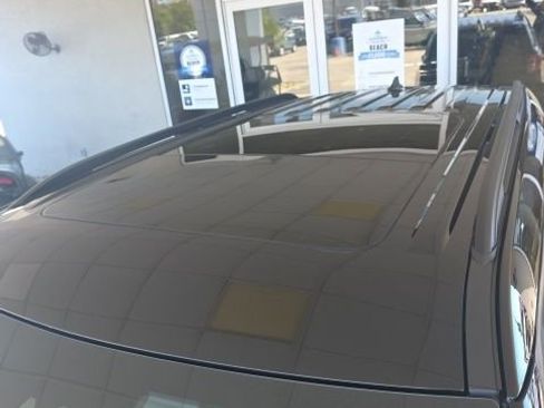 Used 2023 Ford Explorer XLT w/ Equipment Group 202A image 9