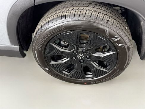 Used 2026 Honda Pilot Black Edition image 25