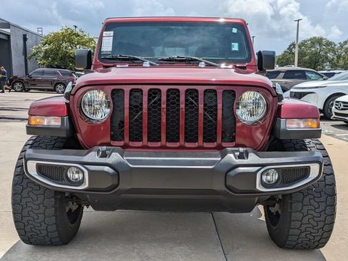 Used 2021 Jeep Gladiator Sport AWD/4WD image 2