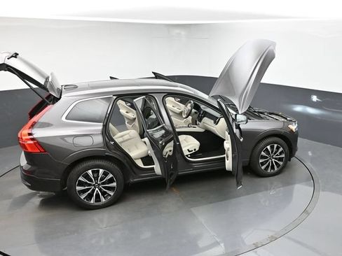 Used 2023 Volvo XC60 B5 Plus w/ Climate Package AWD/4WD image 47