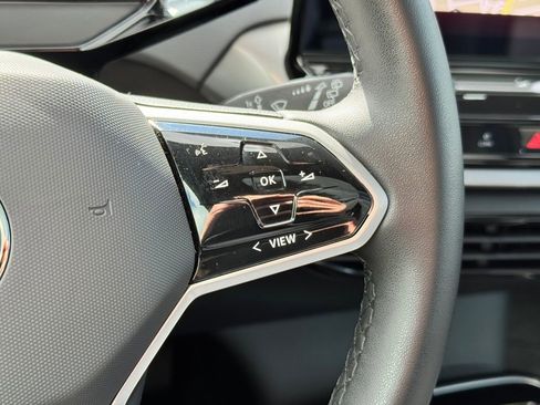 Used 2023 Volkswagen ID.4 Pro S image 29