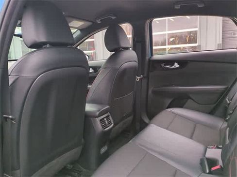 Used 2023 Kia Forte GT image 19