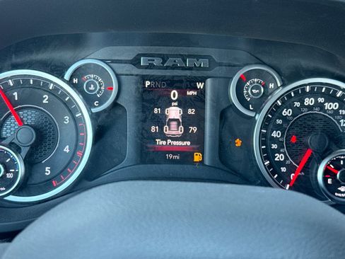 New 2026 RAM 3500 Big Horn AWD/4WD image 23