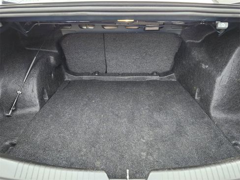 Used 2022 Chevrolet Malibu LT image 29