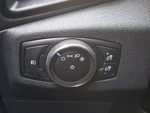 Certified 2022 Ford EcoSport SE image 26