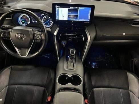 Used 2021 Toyota Venza Limited w/ Advanced Technology Package image 11