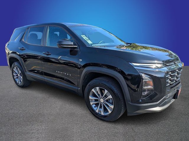 Used 2025 Chevrolet Equinox LT FWD image 7