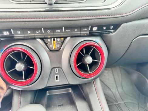 Used 2025 Chevrolet Blazer RS w/ Driver Confidence II Package image 38