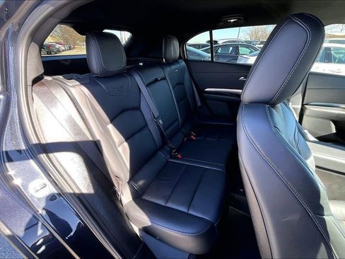 Used 2023 Cadillac XT4 Premium Luxury FWD image 38
