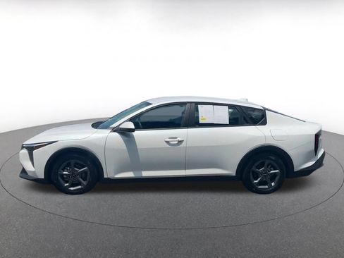 Used 2025 Kia K4 FWD image 9