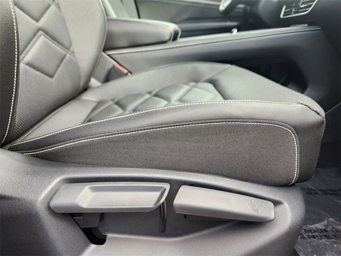 New 2026 Volkswagen Atlas SE image 19