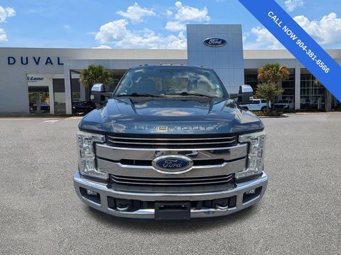 Used 2017 Ford F250 Lariat w/ Chrome Package RWD image 9